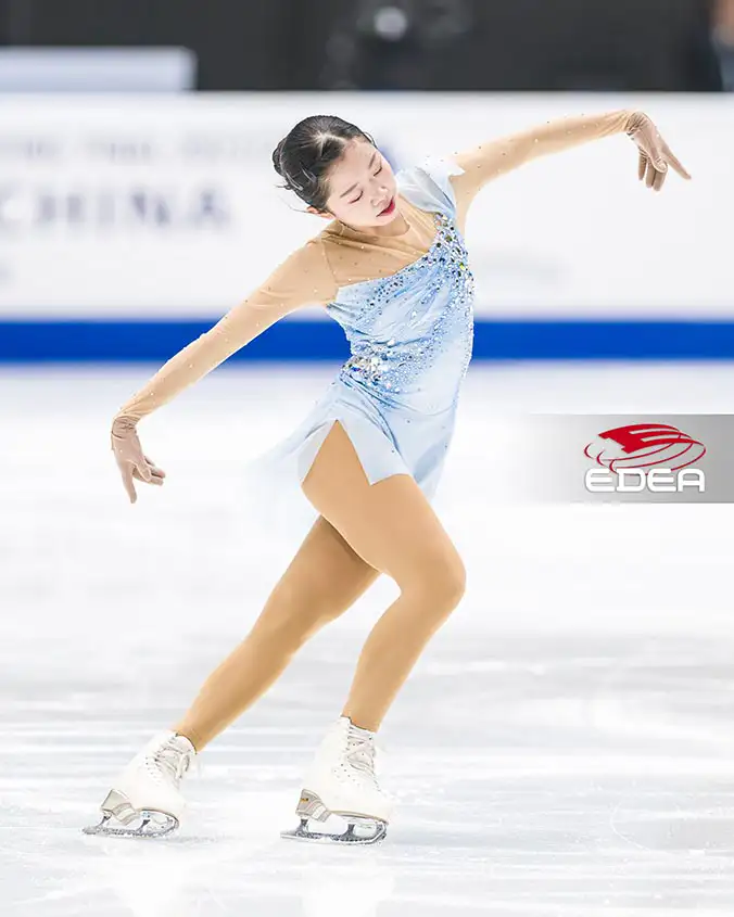 Ice Gallery Skates U.S.